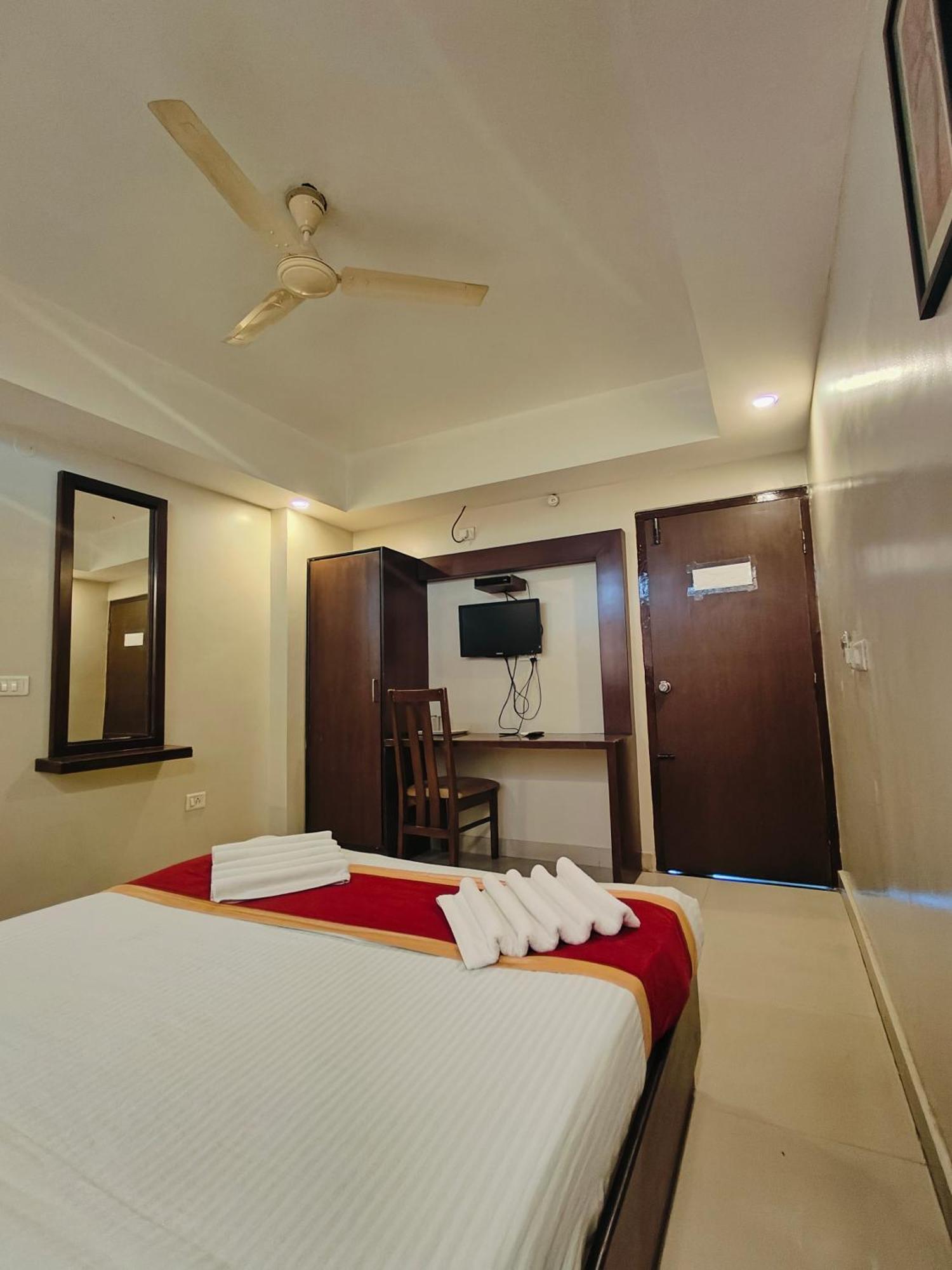 Green Wood Inn Mysore Near Palace Luaran gambar